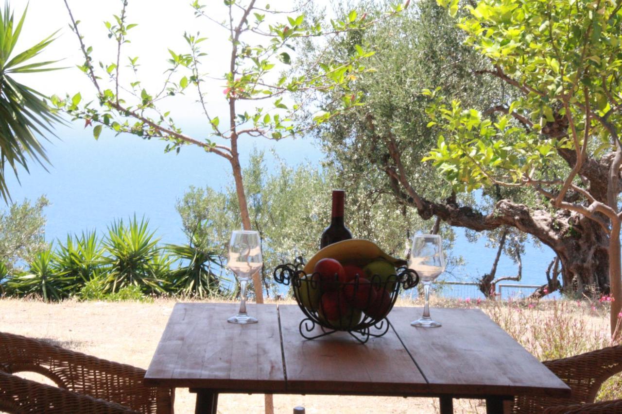 Sea And Mountain View Villa Kalamata Dış mekan fotoğraf