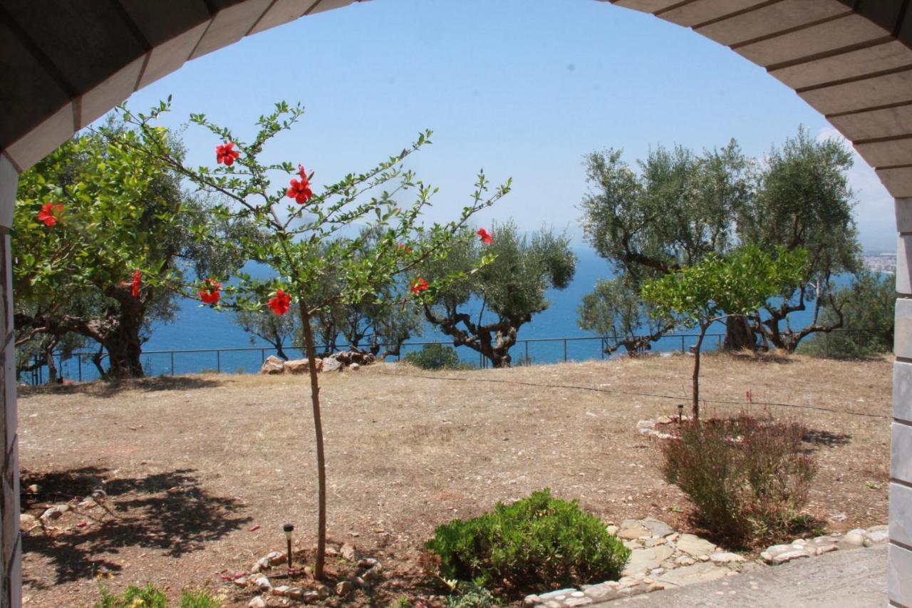 Sea And Mountain View Villa Kalamata Dış mekan fotoğraf