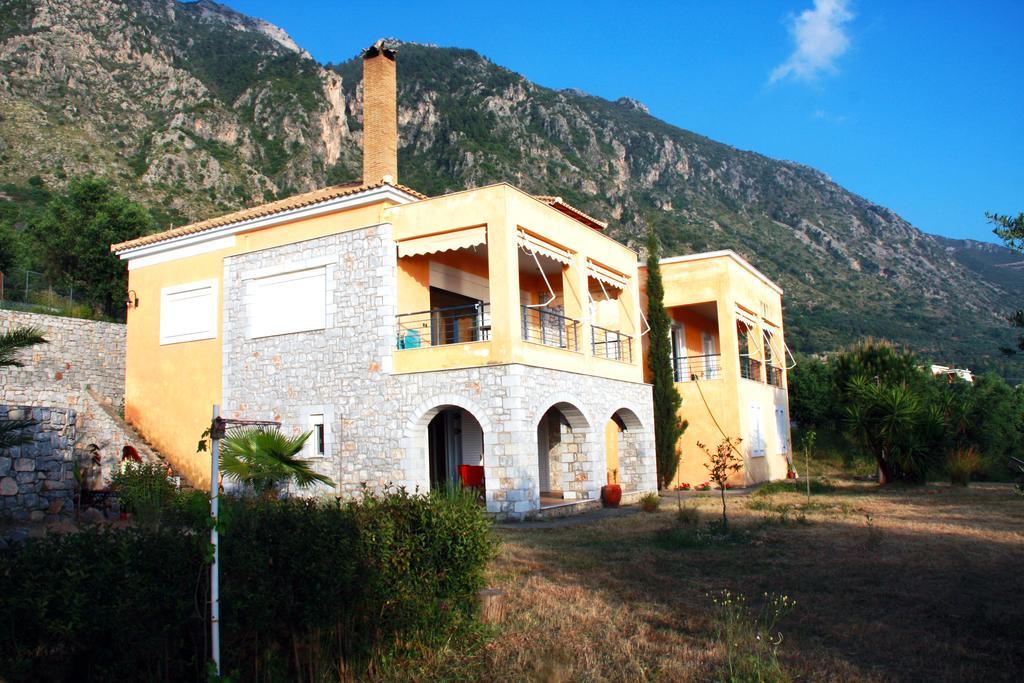 Sea And Mountain View Villa Kalamata Dış mekan fotoğraf