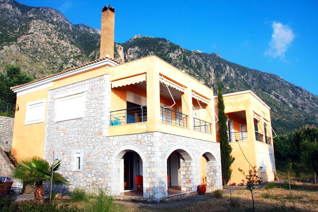 Sea And Mountain View Villa Kalamata Dış mekan fotoğraf